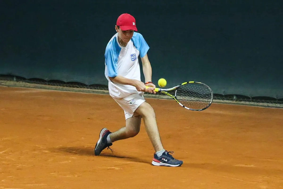Bruno Zandomenighi de Quadros